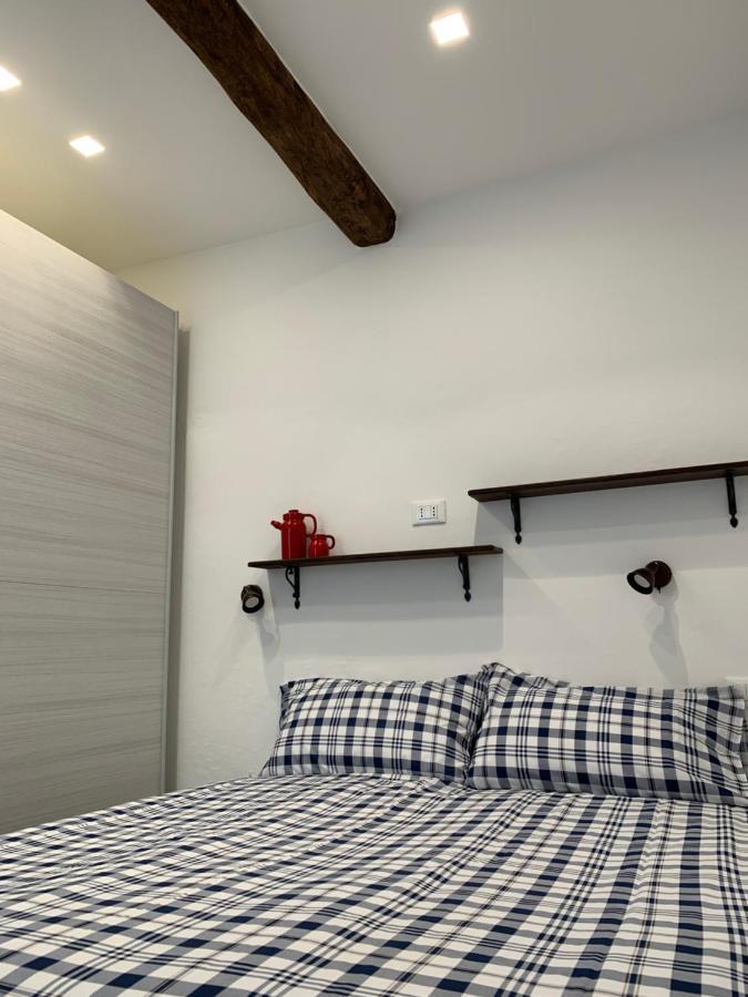 Holiday At Chiavari Exterior foto